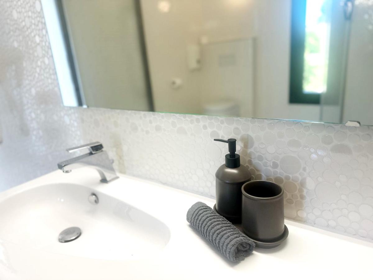 Les Madones Apartman Nîmes Kültér fotó